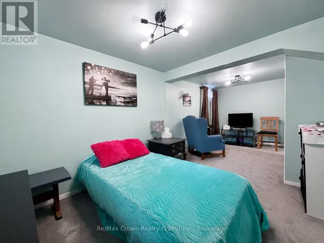 780