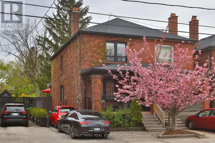 452 DAVISVILLE AVENUE, Toronto (Mount Pleasant East), Ontario M4S1H8