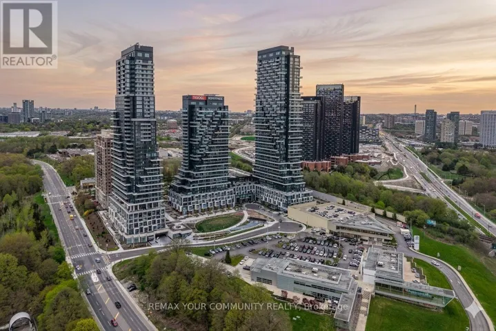 110 - 10 INN ON THE PARK DRIVE, Toronto (Banbury-Don Mills), Ontario M3C0P9