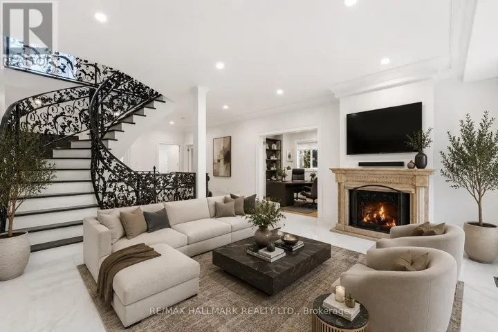 32 ORCHARD PARK DRIVE, Toronto (West Hill), Ontario M1E3T7