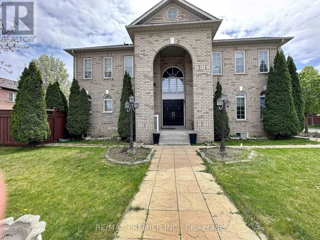 129 LEDGE ROCK DRIVE, Vaughan (Vellore Village), Ontario L4H2G7