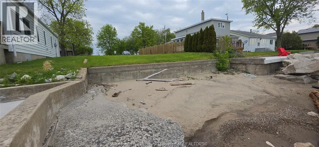 1535 Heritage ROAD, Kingsville, Ontario N9Y2E6