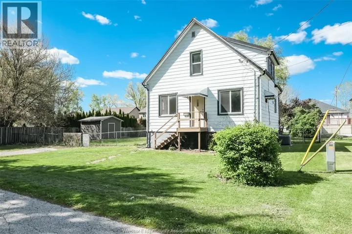 1040 POPE STREET, LaSalle, Ontario N9J3E4