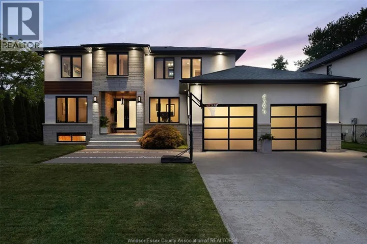 4395 Centre Lake, Windsor, Ontario N9G2X5