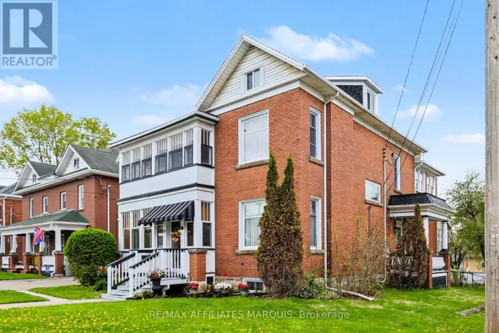 70 MAPLE AVENUE, Smiths Falls, Ontario K7A2A7