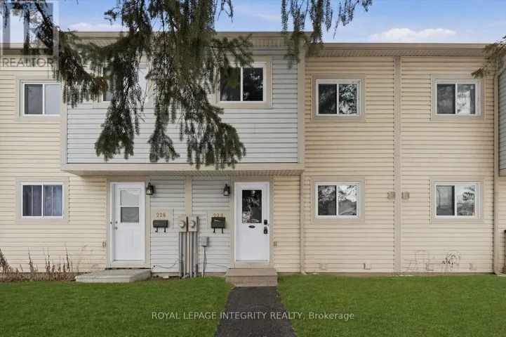 228 MILLROAD WAY, Ottawa, Ontario K1E2C9