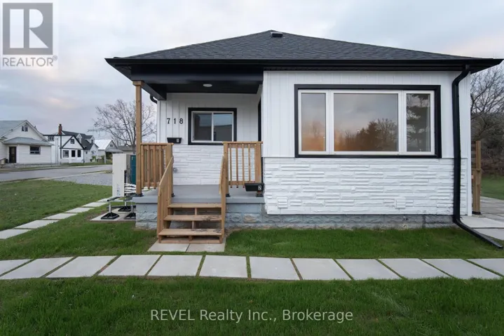 UPPER - 718 ONTARIO ROAD, Welland (Lincoln/Crowland), Ontario L3B5C9