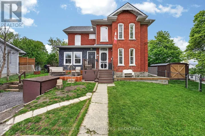 18 STONE STREET, Belleville (Belleville Ward), Ontario K8P1Z9