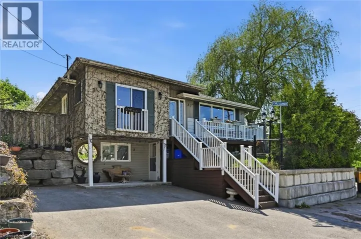 8 DELREX Boulevard, Georgetown, Ontario L7G3X6