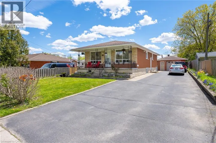 211 BALLANTYNE Avenue, Cambridge, Ontario N1R7B5