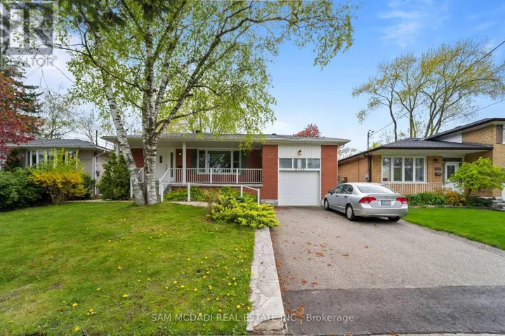 2155 DAVEBROOK ROAD, Mississauga (Clarkson), Ontario L5J3M4