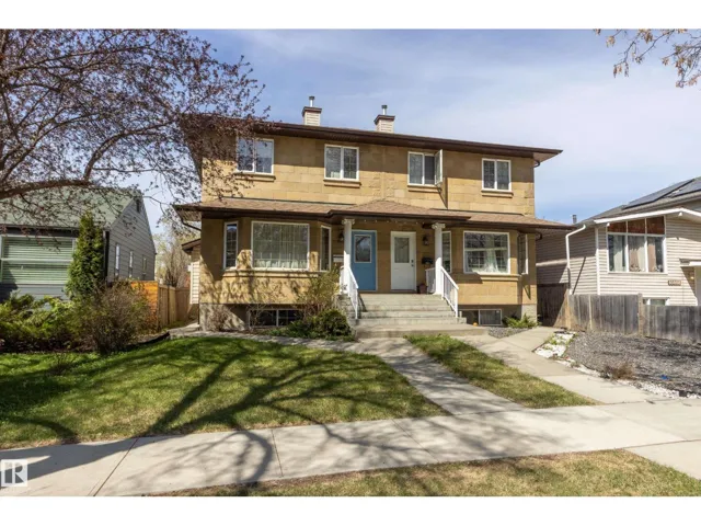 10816 67 AV NW, Edmonton, Alberta T6H2A3