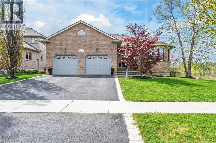 34 PACE Avenue, Brantford, Ontario N3S7V4