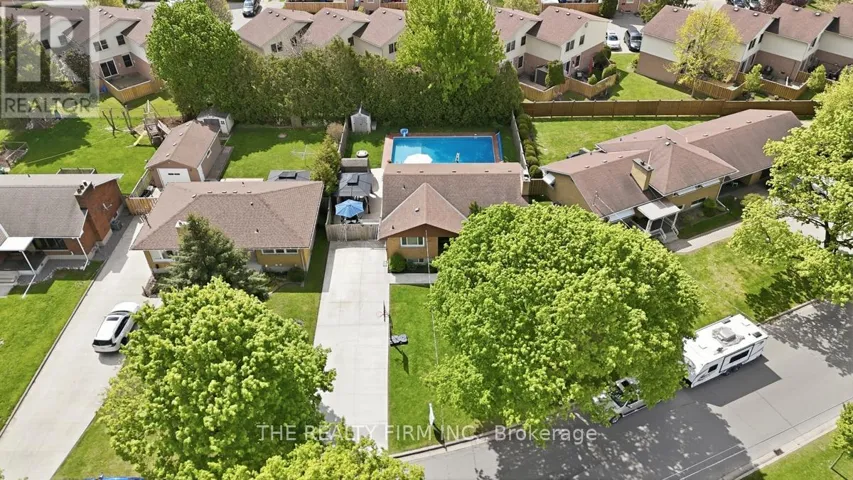1931 ROYAL CRESCENT, London East (East I), Ontario N5V1N6