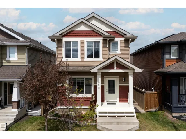 828 36 AV NW, Edmonton, Alberta T6T1A1