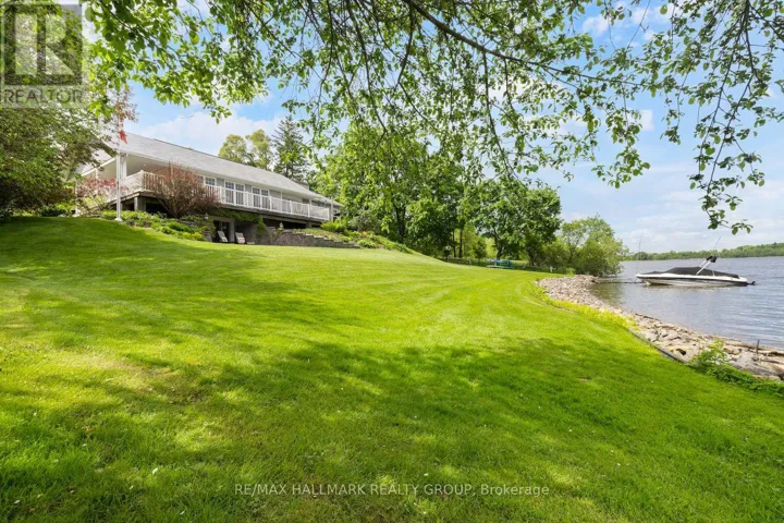 1 RIDEAU GLEN DRIVE, Ottawa, Ontario K2C3H1
