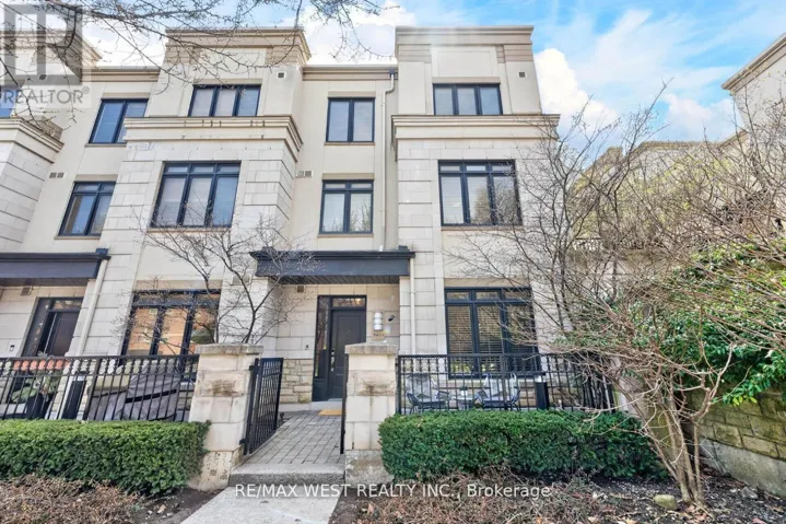 TH 11 - 7 OAKBURN CRESCENT, Toronto (Willowdale East), Ontario M2N2T5