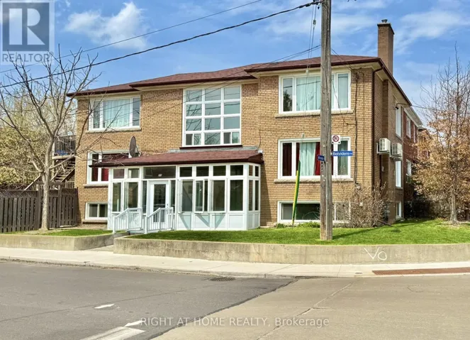 3 - 20 BELVIDERE AVENUE, Toronto (Humewood-Cedarvale), Ontario M6C1P5