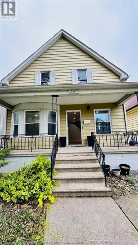 859 PIERRE AVENUE, Windsor, Ontario N9A2K9