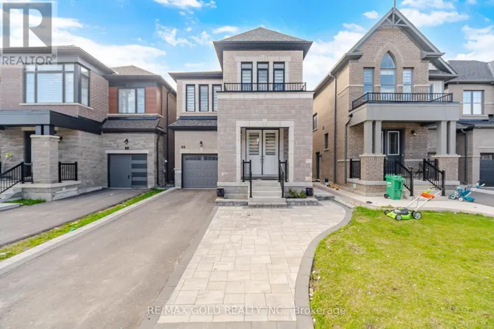 28 CALABRIA DRIVE, Caledon, Ontario L7C4L2