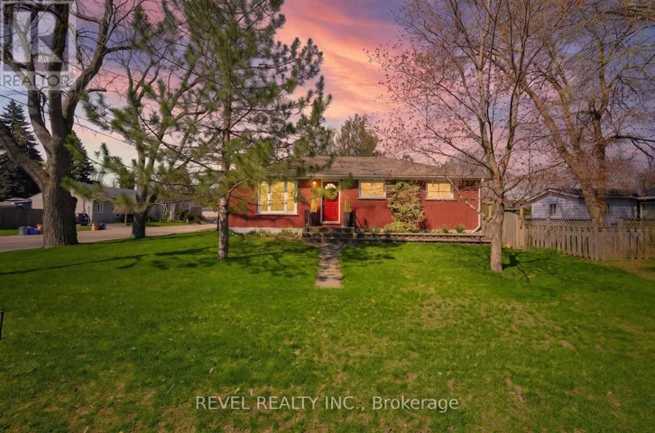 36 HAMILTON AVENUE, Brantford, Ontario N3S6Z9