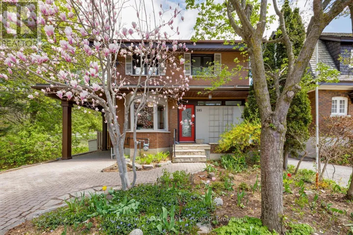 285 FAIRMONT AVENUE, Ottawa, Ontario K1Y1Y4