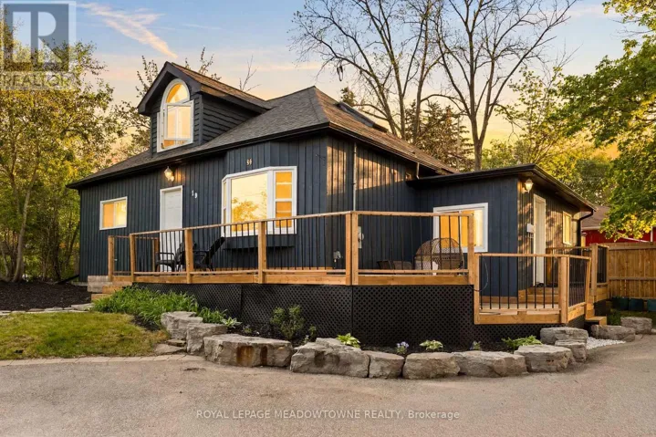 10 BACK STREET, Halton Hills (Georgetown), Ontario L7G3Y6