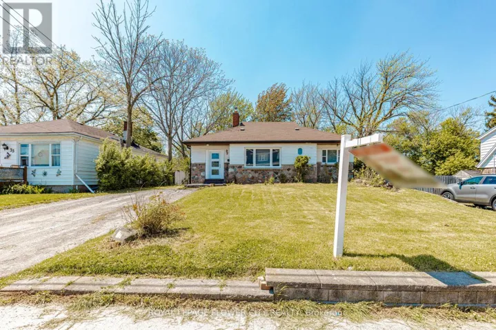 37 WARWICK ROAD, Hamilton (Stoney Creek), Ontario L8E1Y5
