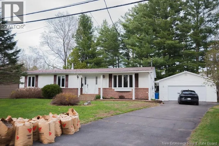 72 Hartt Street, Fredericton, New Brunswick E3A4X8