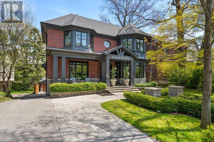 9 NEVILLE PARK BOULEVARD, Toronto (The Beaches), Ontario M4E3P5