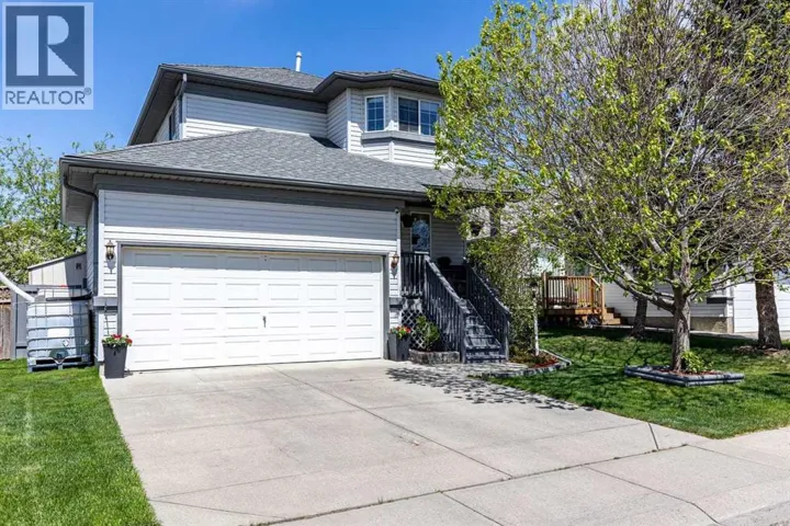 158 Saratoga Close NE, Calgary, Alberta T1Y7A1