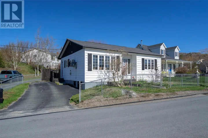 40 Back Road, Upper Island Cove, Newfoundland & Labrador A0A4E0