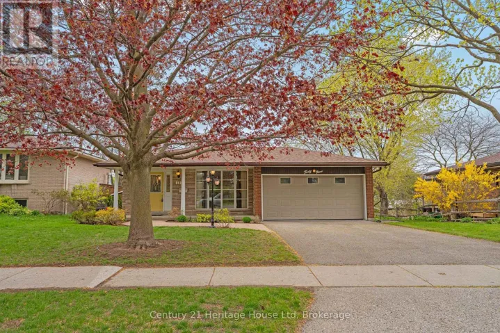 49 VANIER DRIVE, Guelph (Dovercliffe Park/Old University), Ontario N1G2K9