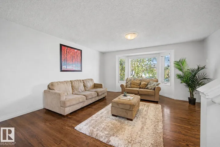 16211 55A ST NW, Edmonton, Alberta T5Y2V1