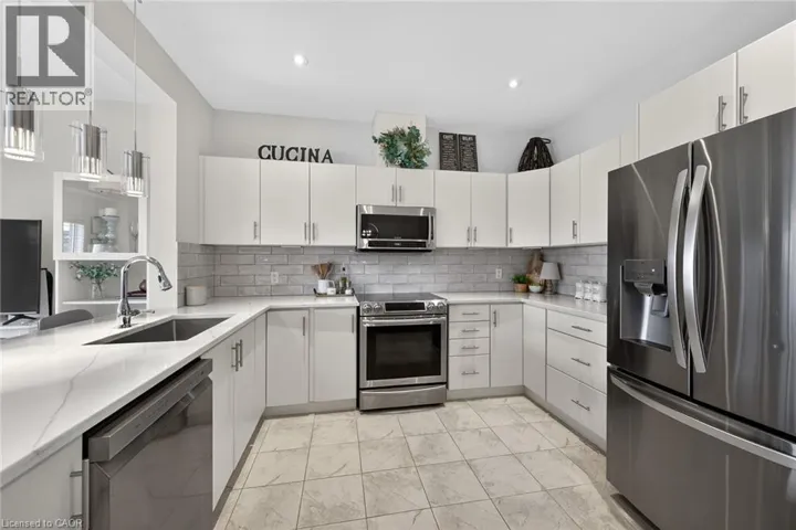 167 LORMONT Boulevard, Stoney Creek, Ontario L8J0K2