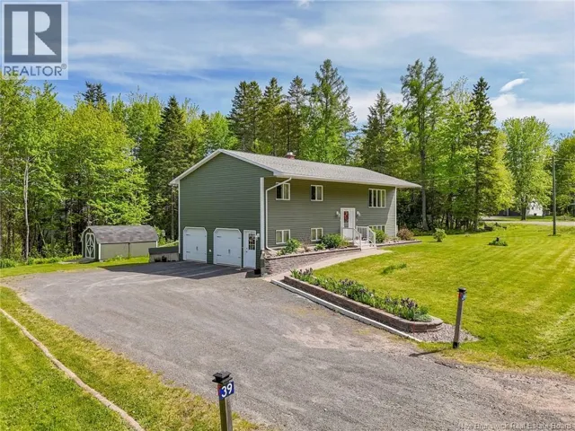 39 Garden Grove Street, Lincoln, New Brunswick E3B7G8