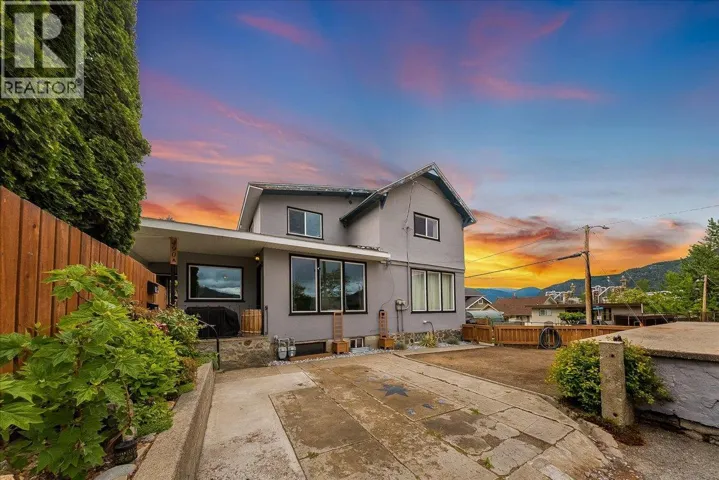 490 Austad Lane, Trail, British Columbia V1R3K6