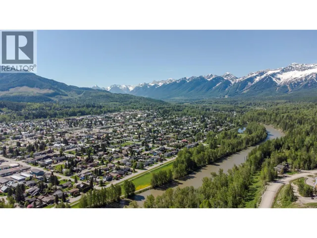 30 Aspen Crescent, Fernie, British Columbia V0B1M5