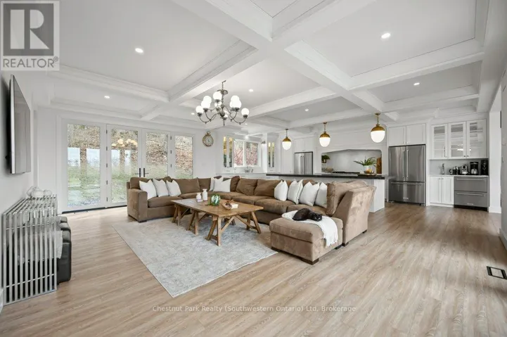 27 VARDON DRIVE, Guelph (Dovercliffe Park/Old University), Ontario N1G1W8