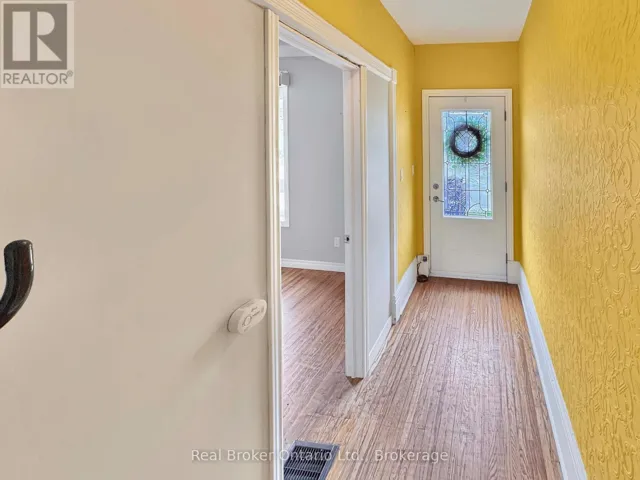780