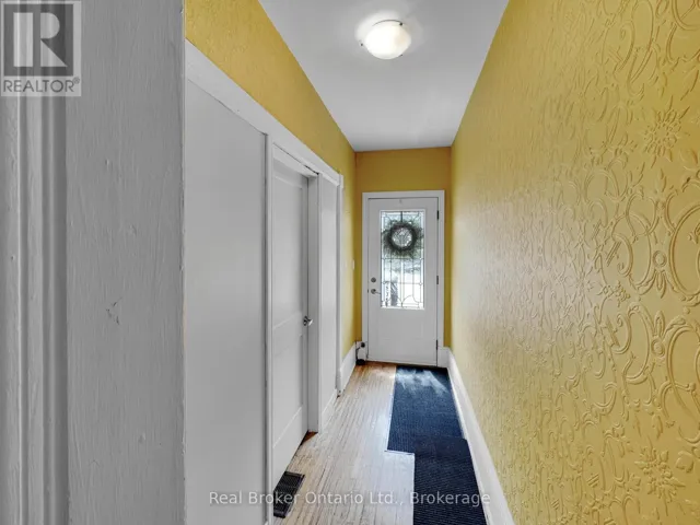 780
