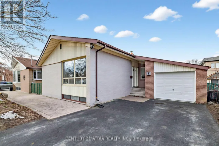7 ROCKPORT CRESCENT, Richmond Hill (Crosby), Ontario L4C2L5