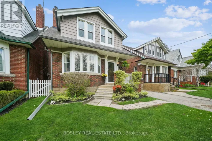 70 ELEVENTH STREET, Toronto (New Toronto), Ontario M8V3G5