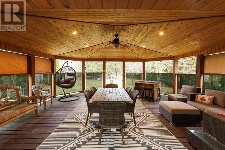 24565 PIONEER LINE, West Elgin (West Lorne), Ontario N0L2P0