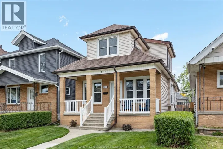 919 ELSMERE, Windsor, Ontario N9A2A8