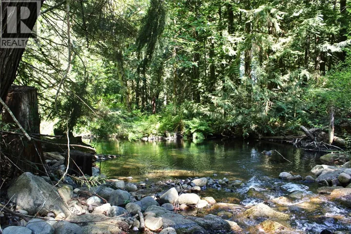 3715 Melrose Rd, Hilliers, British Columbia V9K1V3