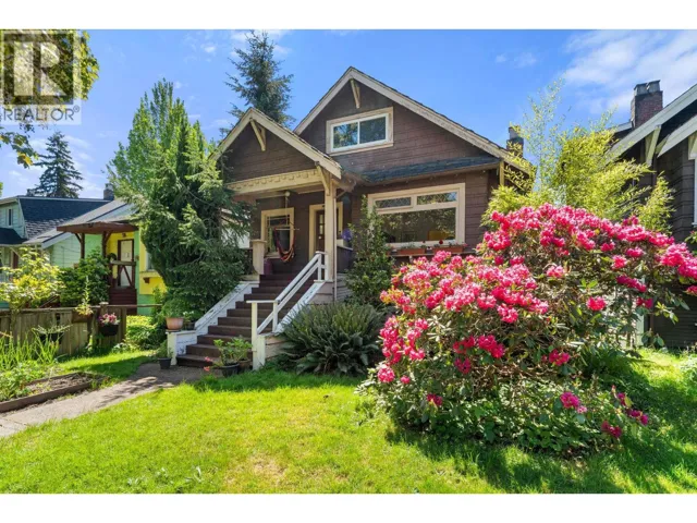 3218 W 6TH AVENUE, Vancouver, British Columbia V6K1X8