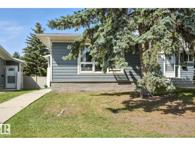 9963 171 Ave NW, Edmonton, Alberta T5X4X2