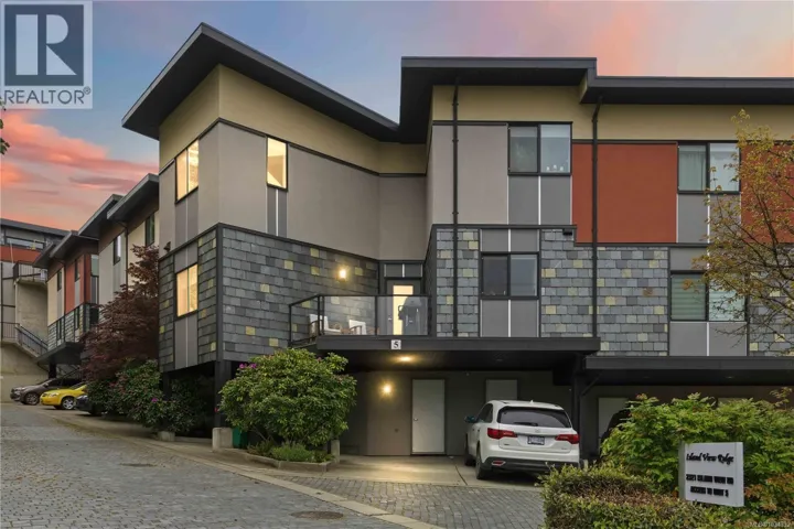 5 2321 Island View Rd, Central Saanich, British Columbia V8Z5Z2