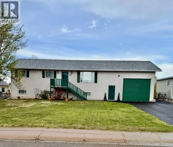 243 N 200 W, Raymond, Alberta T0K2S0